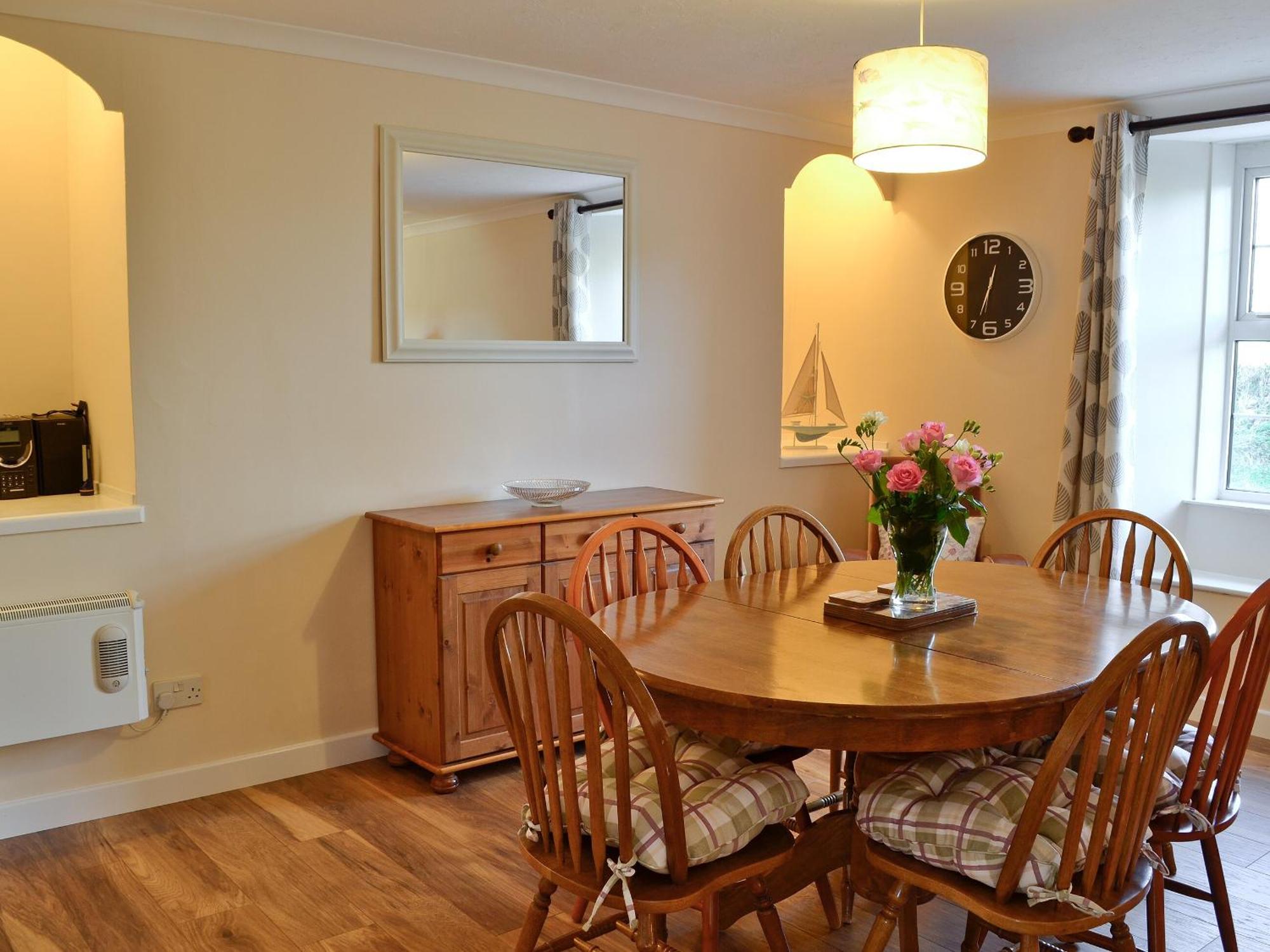 Cherry Cottage - 26913 Saint Issey エクステリア 写真